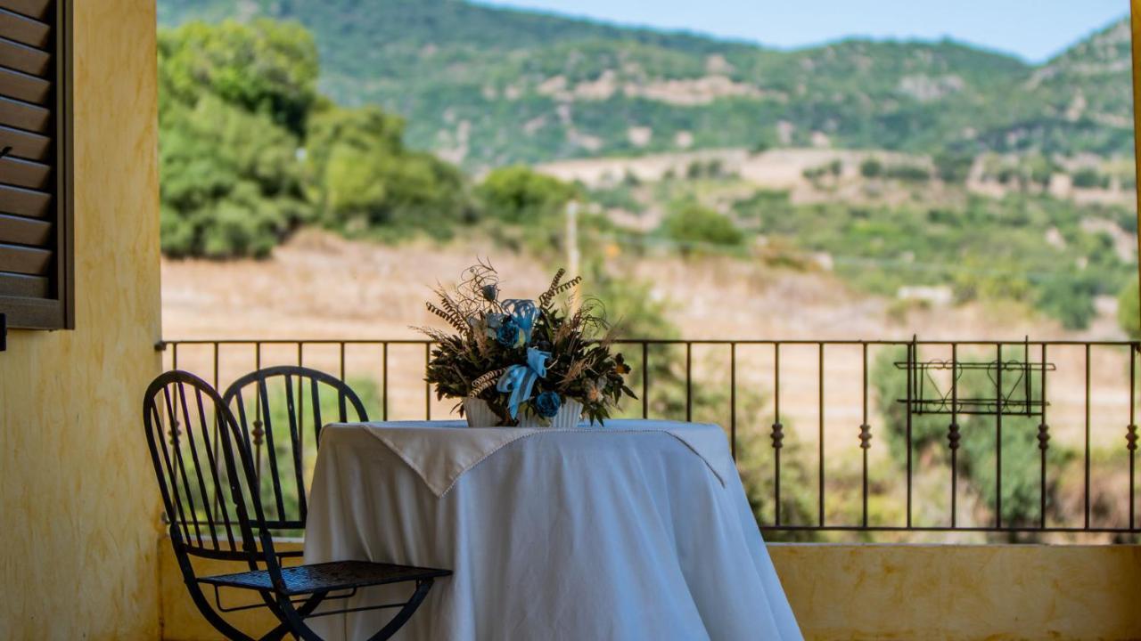 Martis Agriturismo Carrucana מראה חיצוני תמונה