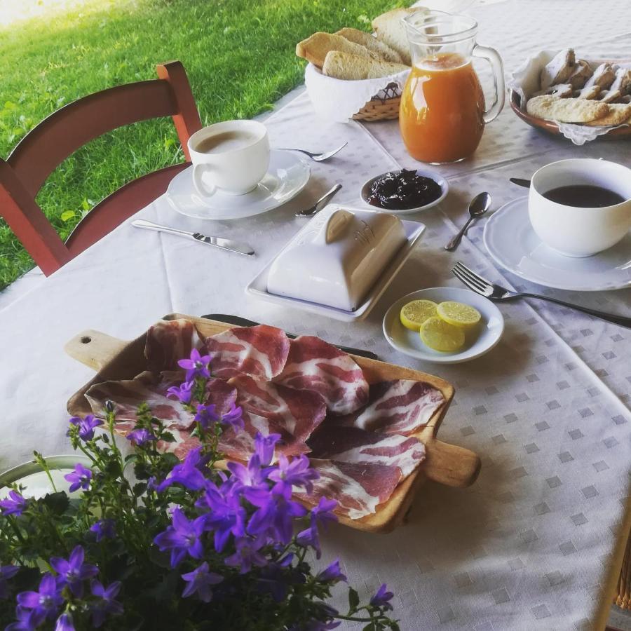 Martis Agriturismo Carrucana מראה חיצוני תמונה